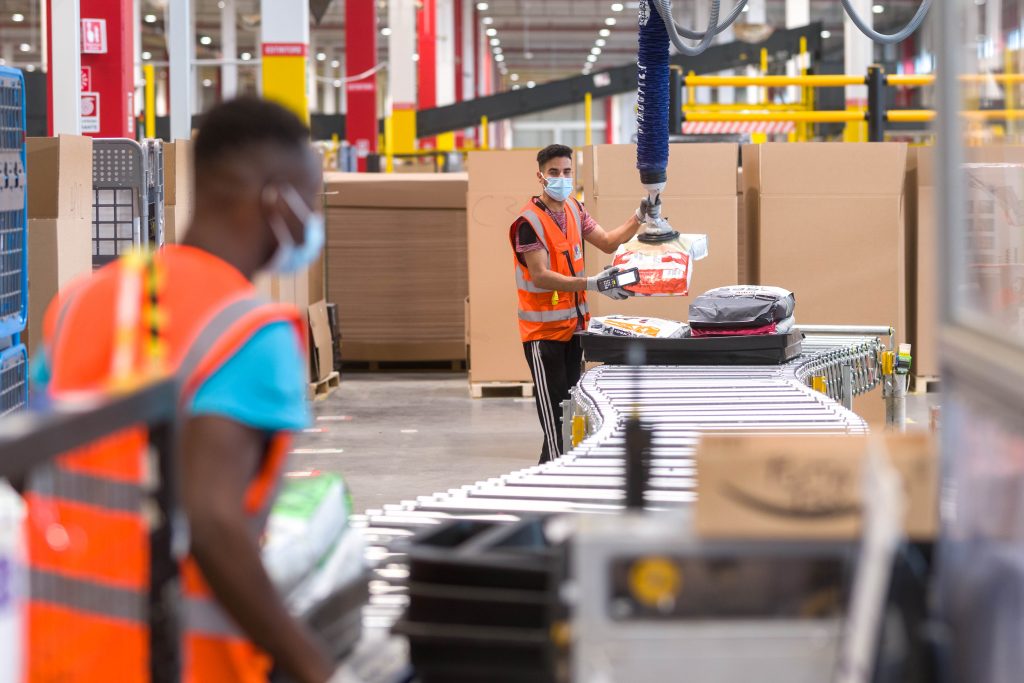 Más de 1.000 ofertas de empleo para trabajar en Amazon en España