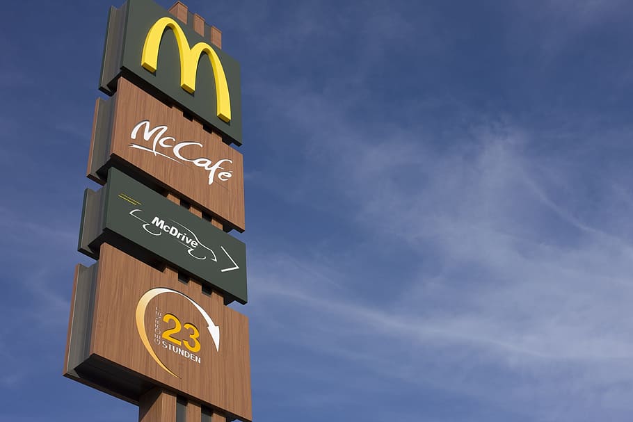 McDonald’s busca 350 trabajadores para verano
